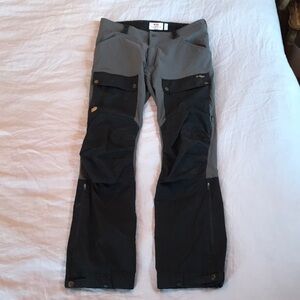 Fjallraven Mens Keb Trousers, EU size 46 (30-31 US) Reg Length, Stone Grey/Black
